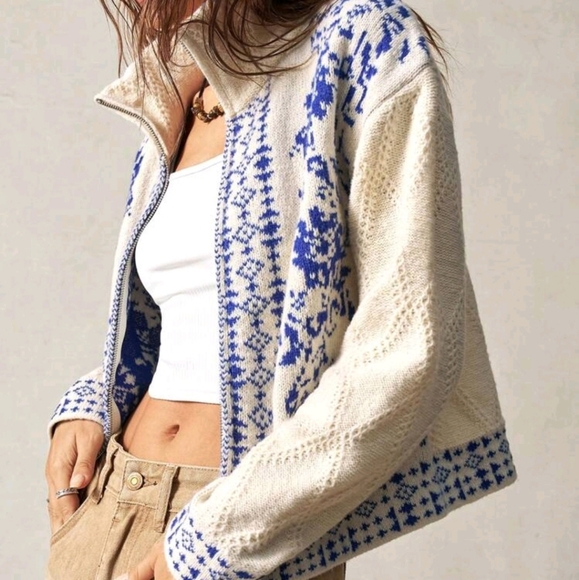 Bohemela Ladies Vacation Cardigan Turtleneck Sweater, White, Autumn/Winter - Picture 2 of 7